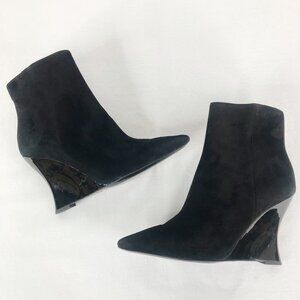 Tory Burch Ankle Boots Booties Womens 9 M Black Suede Sculpted Wedge Pointed Toe
